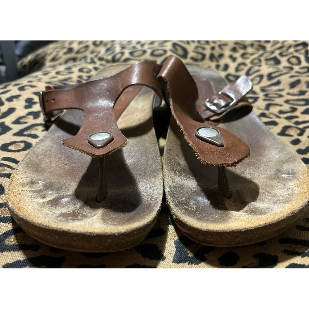 Yokono Ibiza Women's Brown Leather Thong Sandals, Size 9.5‎